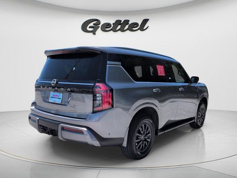 Certified 2025 Nissan Armada SV RWD image 5