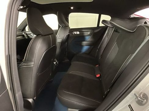 Used 2023 Volvo C40 P8 Recharge Ultimate AWD/4WD image 25