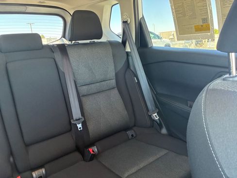 Used 2025 Nissan Rogue SV FWD image 38
