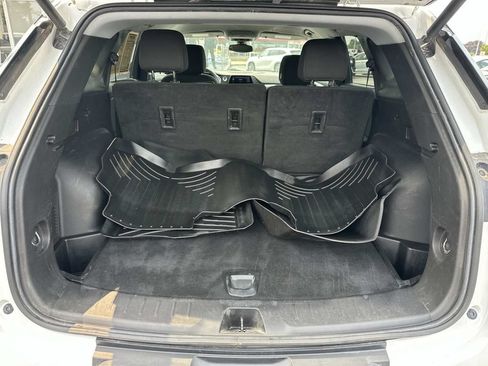 Used 2022 Chevrolet Blazer LT AWD/4WD image 10