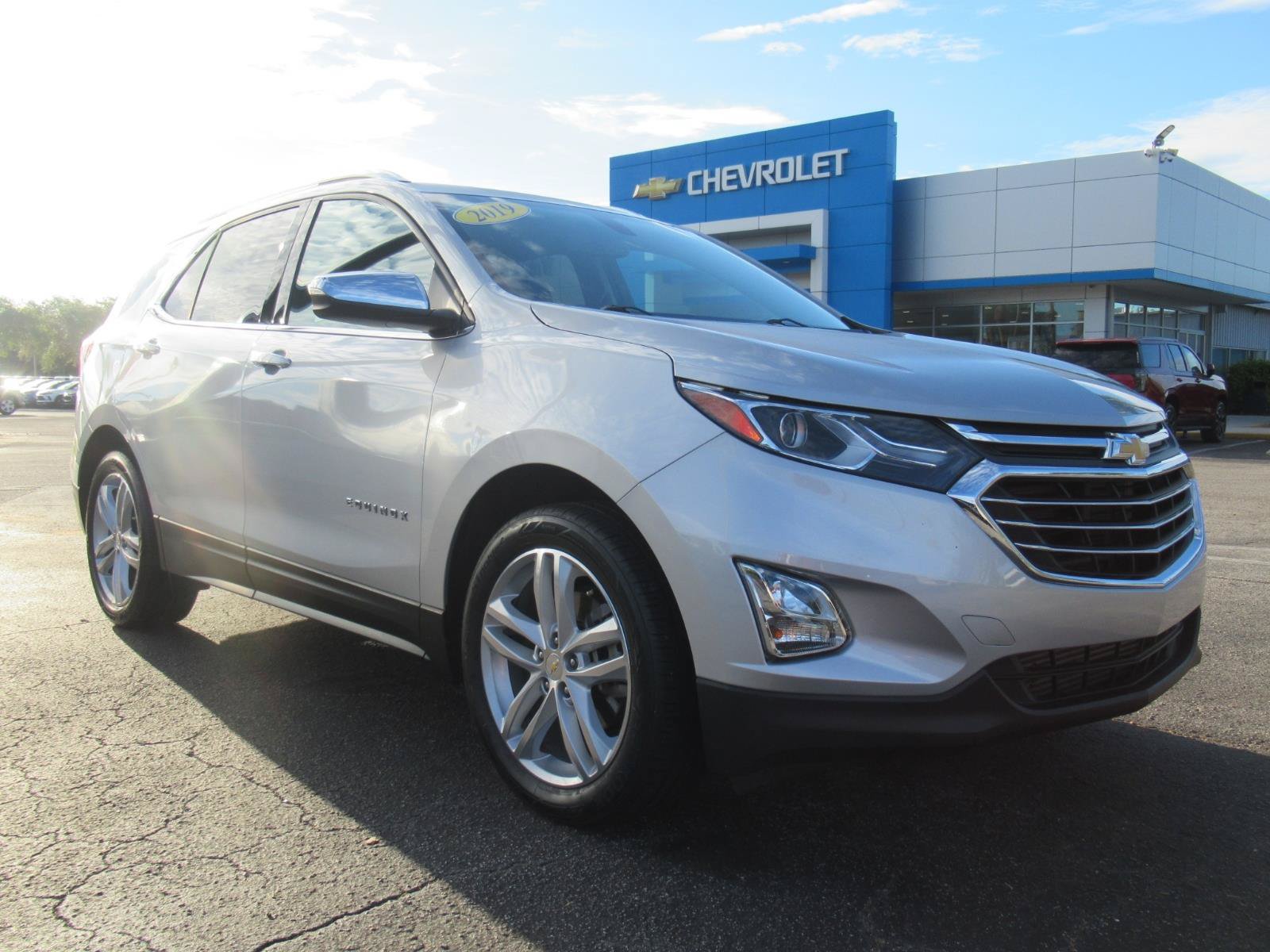 Used 2019 Chevrolet Equinox Premier FWD image 3