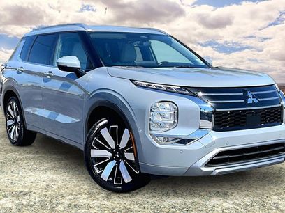 Used 2025 Mitsubishi Outlander SEL