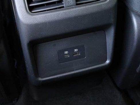 Certified 2023 Nissan Rogue SV FWD image 21