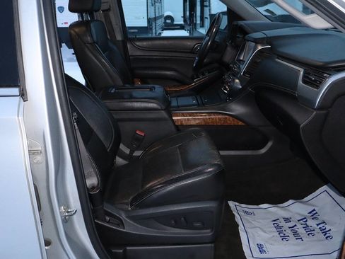 Used 2015 Chevrolet Suburban LTZ image 20