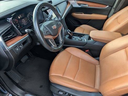 Used 2023 Cadillac XT5 Premium Luxury image 11