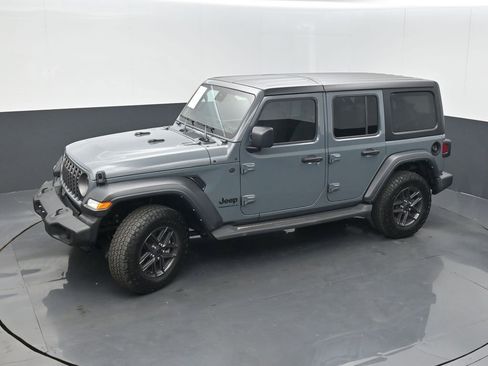 Used 2024 Jeep Wrangler Unlimited Sport AWD/4WD image 43