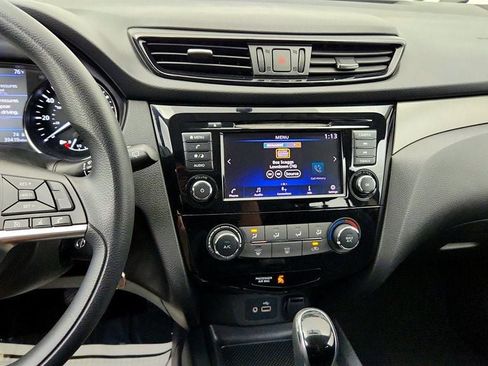 Used 2019 Nissan Rogue Sport S FWD image 17