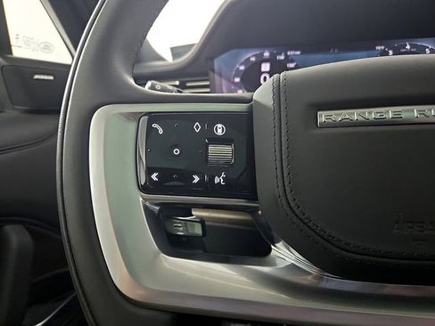 New 2025 Land Rover Range Rover SE AWD/4WD image 19