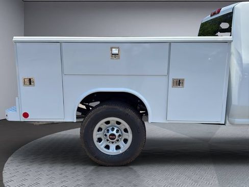 New 2026 GMC Sierra 3500 Pro w/ Convenience Package AWD/4WD image 29