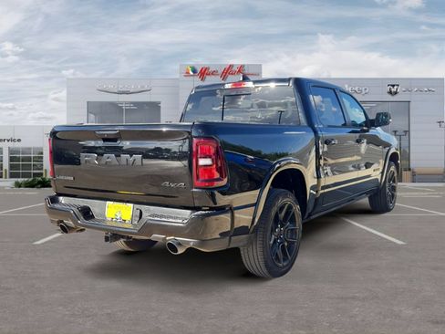 Used 2025 RAM 1500 Laramie w/ Night Edition AWD/4WD image 5