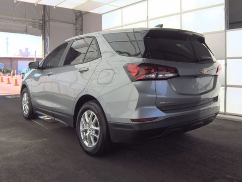 Used 2024 Chevrolet Equinox LS w/ LS Convenience Package image 8