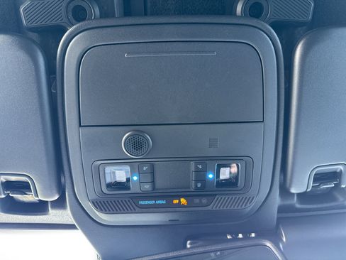 New 2025 Ford Bronco Outer Banks w/ Sasquatch Package image 28