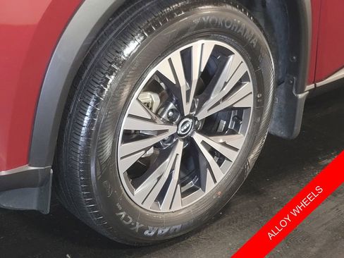 Certified 2023 Nissan Rogue SV image 6