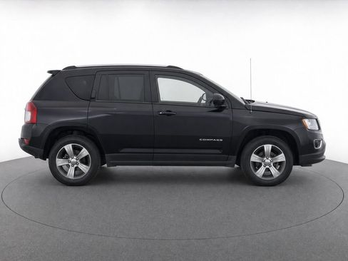Used 2016 Jeep Compass High Altitude AWD/4WD image 8