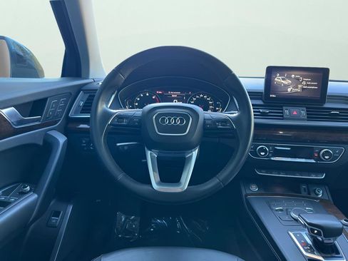 Used 2020 Audi Q5 2.0T Premium w/ Convenience Package image 50