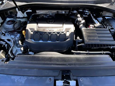 Used 2019 Volkswagen Tiguan SEL image 30