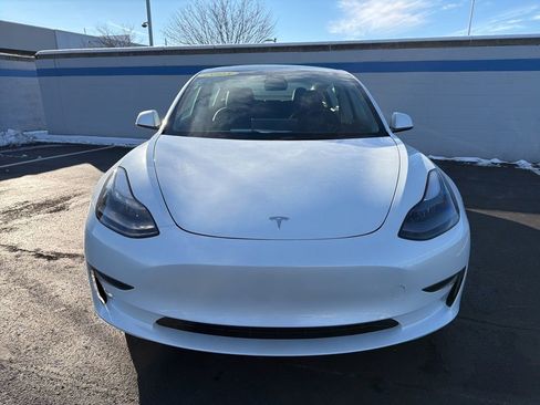 Used 2023 Tesla Model 3 Standard Range image 8