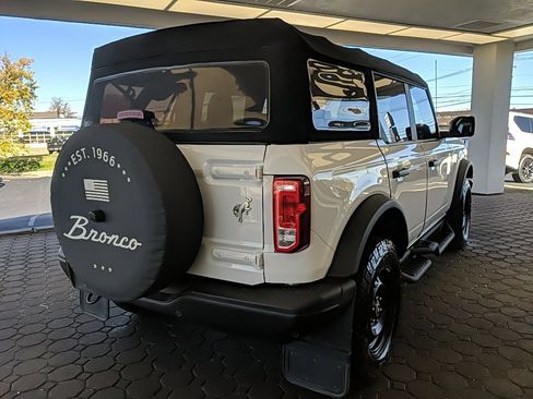 Certified 2022 Ford Bronco Black Diamond image 5