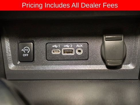 Certified 2024 Nissan Sentra SR FWD image 15