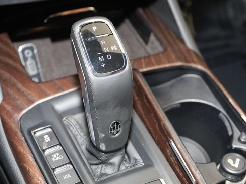 Used 2022 Maserati Levante Modena image 7