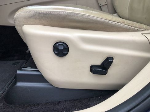 Used 2018 Jeep Grand Cherokee Limited image 20