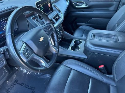 Used 2024 Chevrolet Suburban LT AWD/4WD image 10