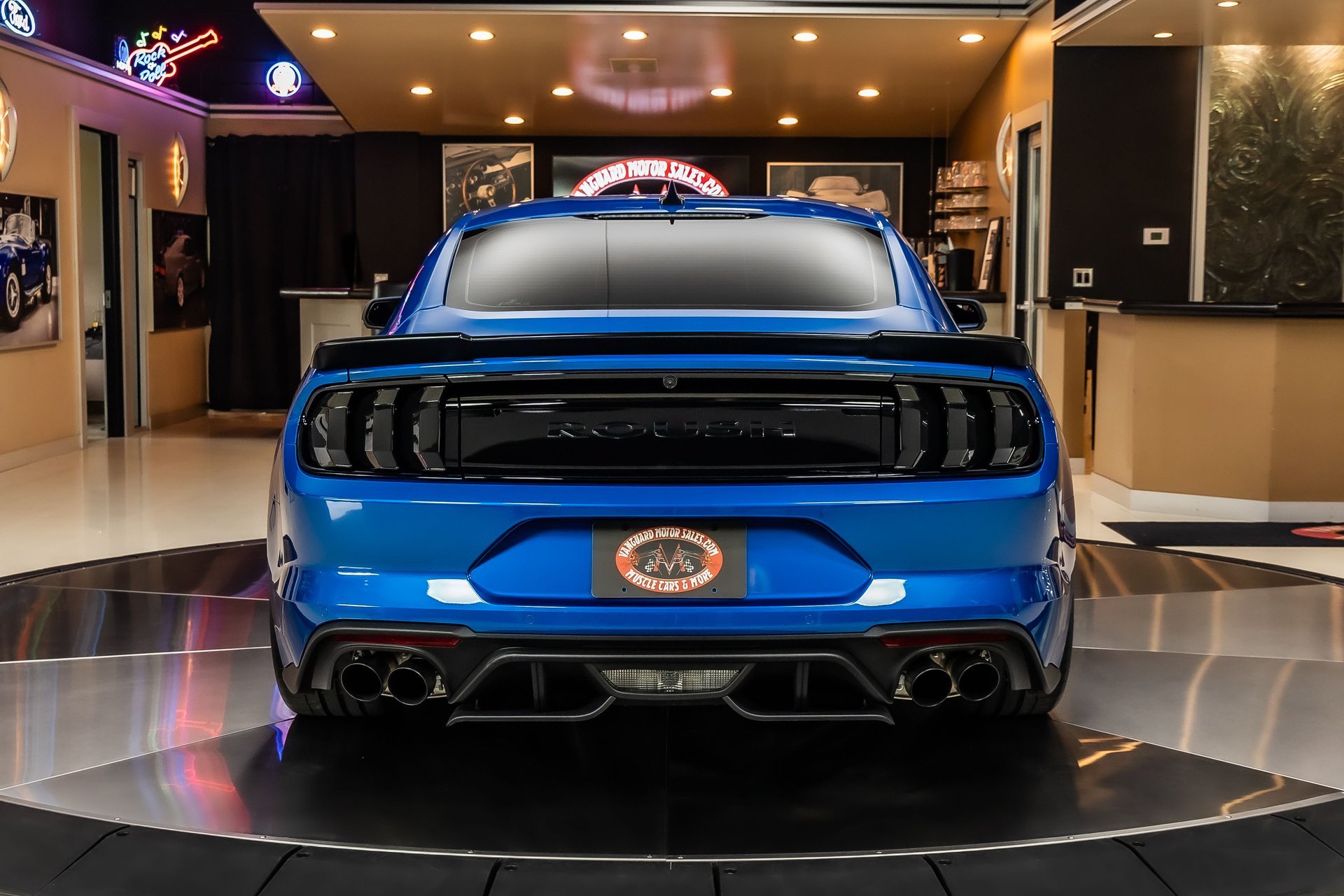 Used 2021 Ford Mustang GT Premium w/ GT Performance Package RWD image 14