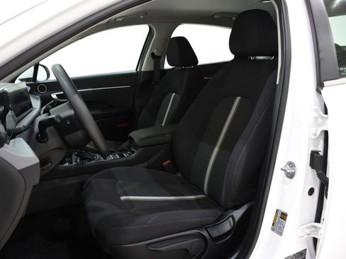 Certified 2025 Hyundai Sonata SE image 21