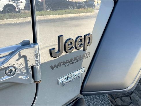 Used 2020 Jeep Wrangler Unlimited Sport image 8