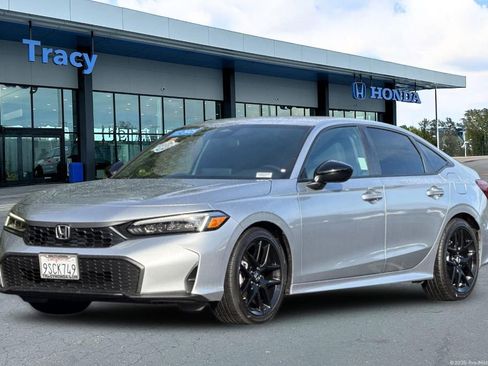 Certified 2025 Honda Civic Sport image 13