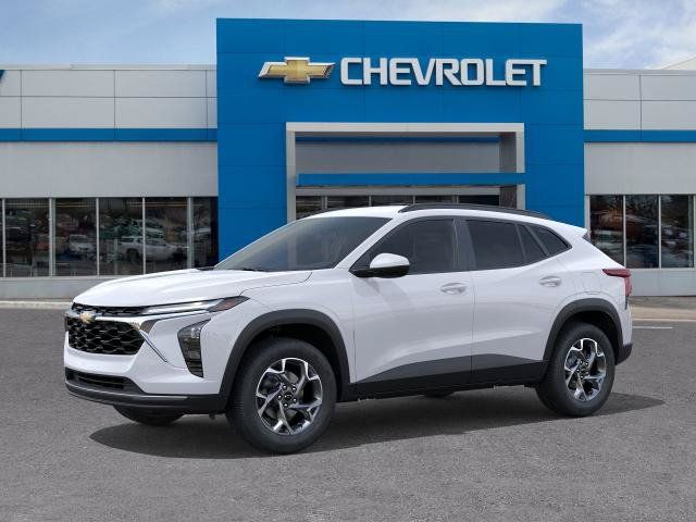 Used 2026 Chevrolet Trax LT w/ LT Convenience Package FWD image 35
