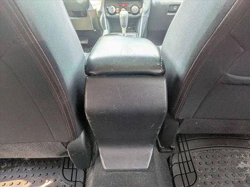 Used 2018 Subaru Crosstrek 2.0i AWD/4WD image 10