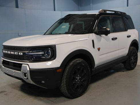 New 2025 Ford Bronco Sport Badlands w/ Badlands Tech Package image 29