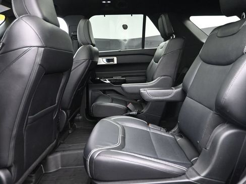 Used 2023 Ford Explorer ST w/ Equipment Group 401A AWD/4WD image 15