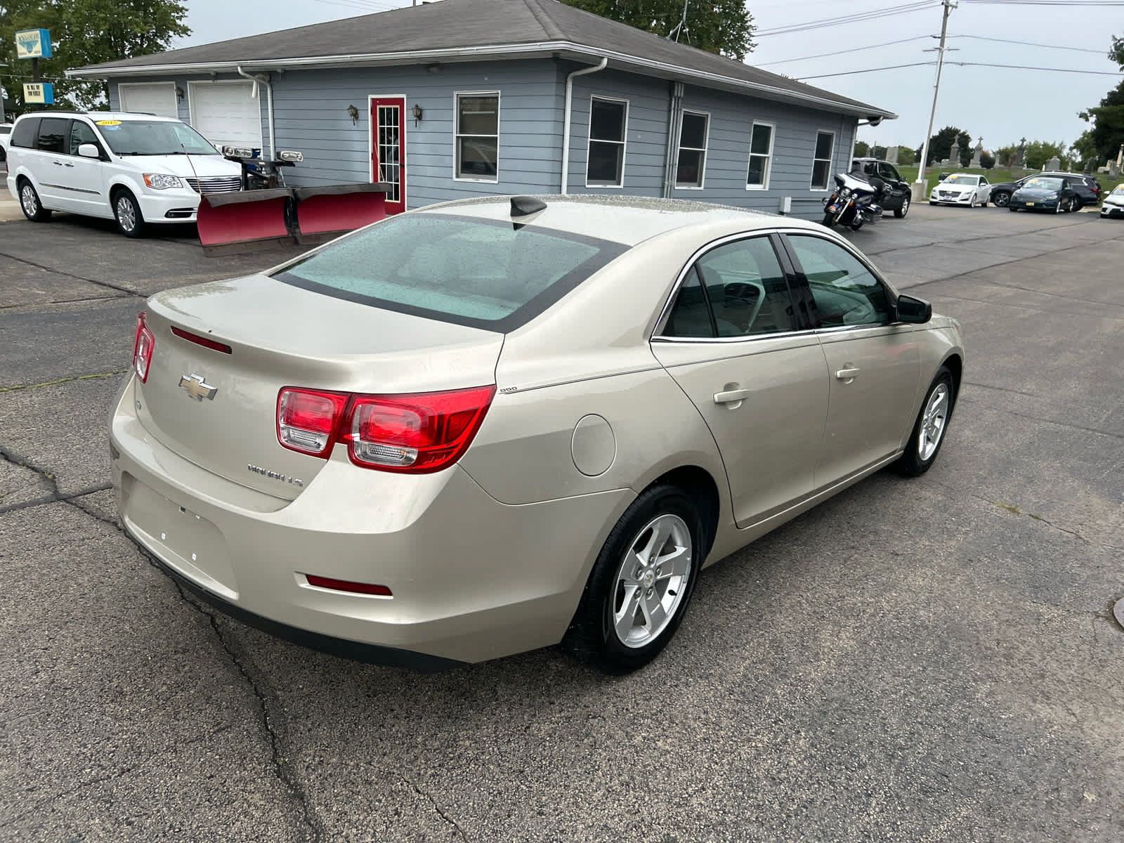 Used 2015 Chevrolet Malibu LS FWD image 3