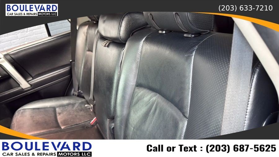 Used 2012 Toyota 4Runner Limited AWD/4WD image 33
