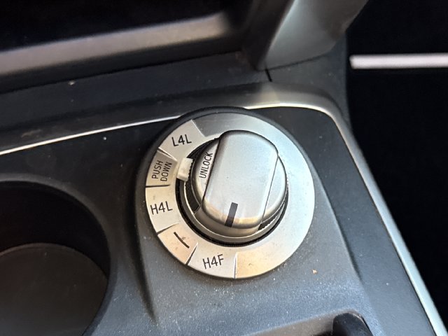 Used 2023 Toyota 4Runner Limited AWD/4WD image 39