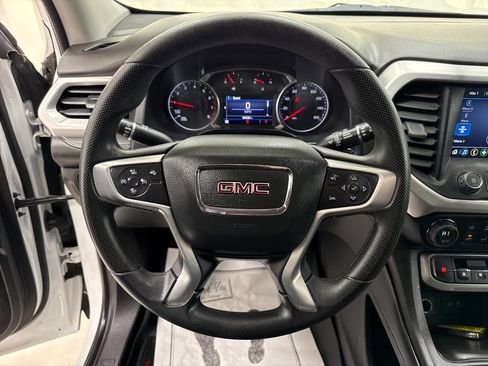 Used 2022 GMC Acadia SLE image 21