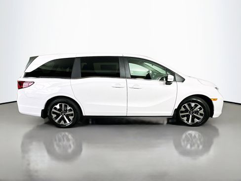 New 2026 Honda Odyssey EX-L image 8