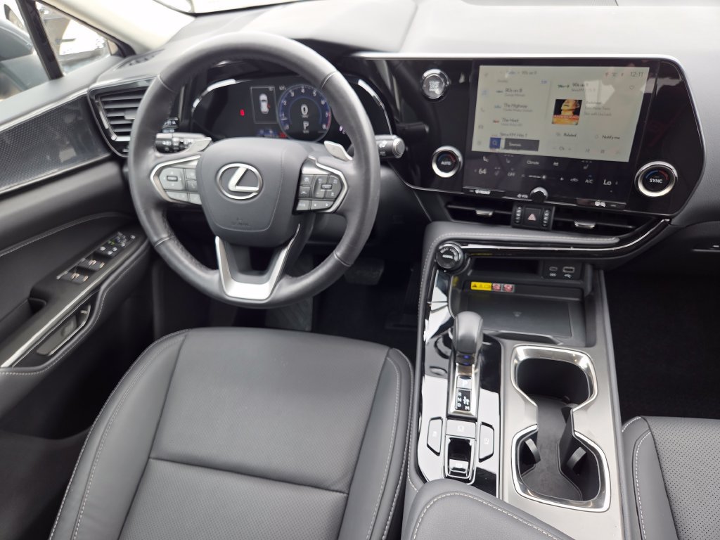 Certified 2025 Lexus NX 250 FWD w/ Accessory Package (2T) image 34