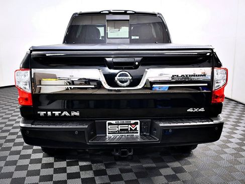 Used 2017 Nissan Titan Platinum Reserve image 9