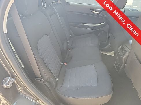 Used 2020 Ford Edge SE image 35