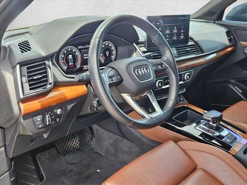 Used 2023 Audi Q5 2.0T Prestige w/ Prestige Package AWD/4WD image 10