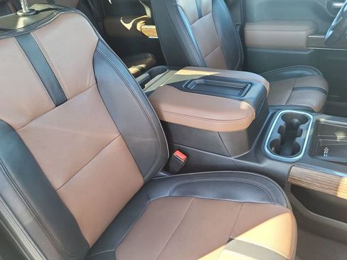 Used 2021 Chevrolet Silverado 2500 High Country w/ Z71 Off-Road Package image 35