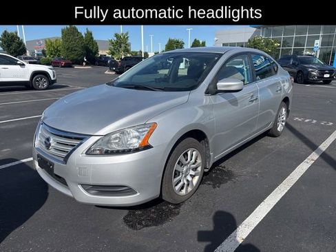 Used 2015 Nissan Sentra SV FWD image 13