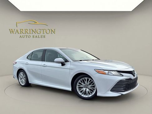 Used 2019 Toyota Camry XLE image 1