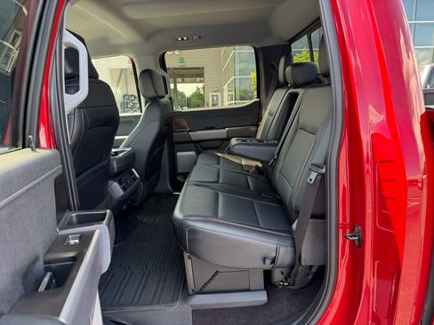 Used 2022 Ford F150 Lariat w/ Equipment Group 502A High AWD/4WD image 21