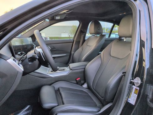 Used 2025 BMW 330i Sedan w/ Convenience Package image 16
