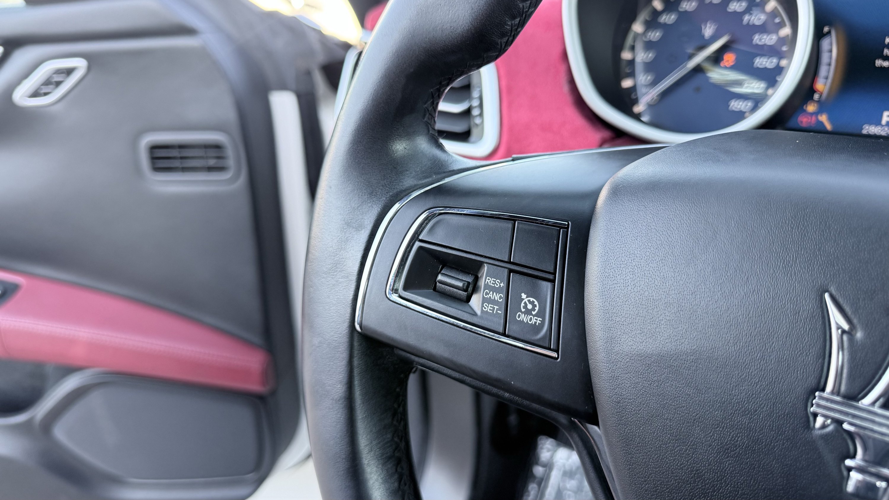 Used 2018 Maserati Ghibli RWD image 45