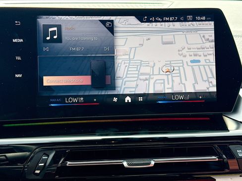 New 2026 BMW X2 xDrive28i w/ Technology Package AWD/4WD image 32